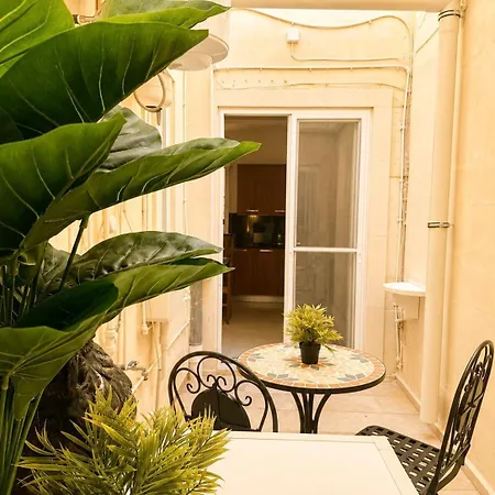 Vilhena House Walk To Valletta *